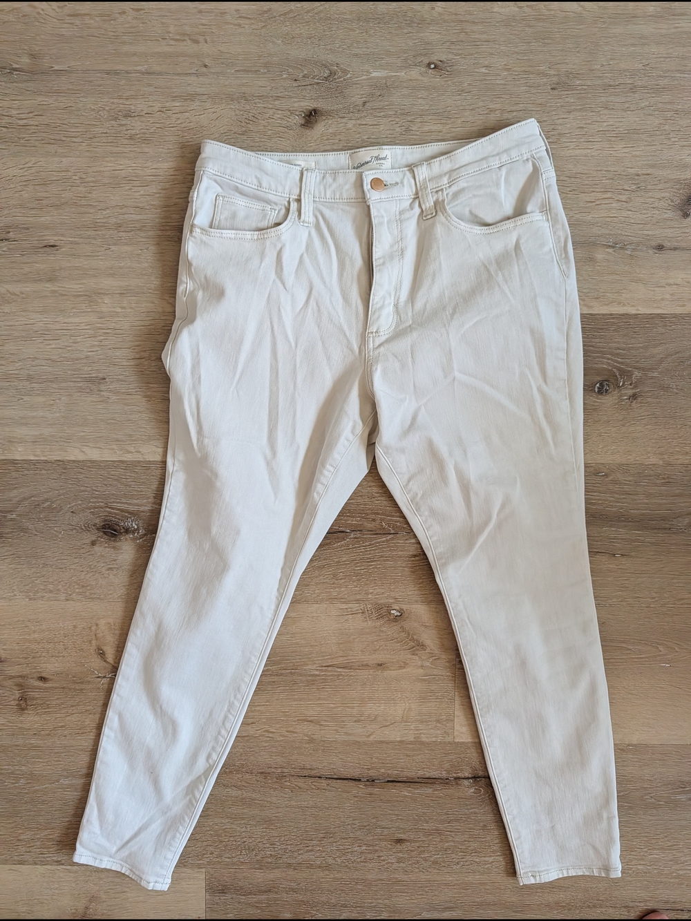 Universal Thread Cream Skinny Jeans - High Rise